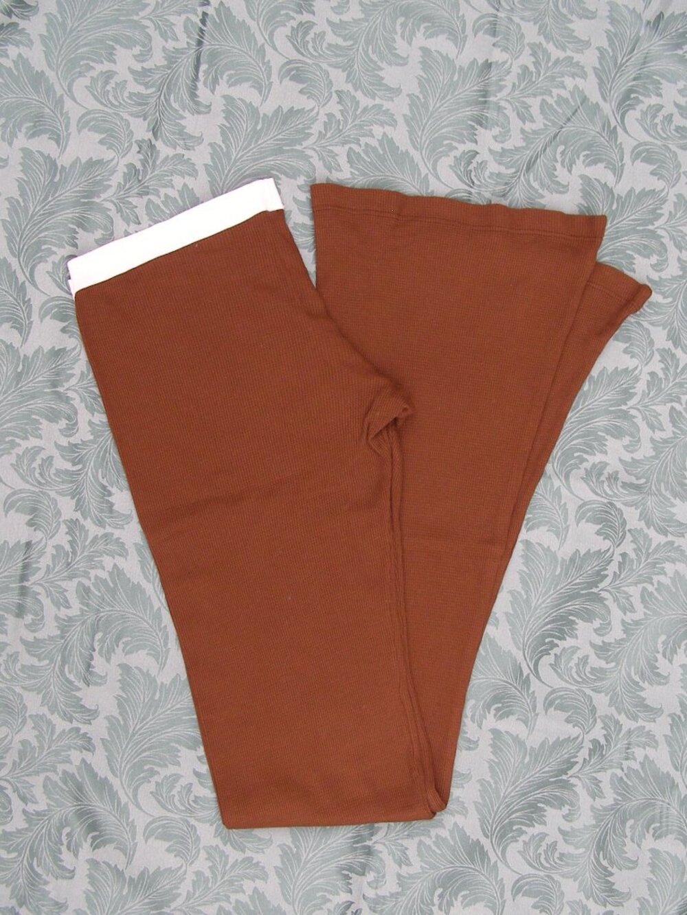 RARE So Low Brown Waffle knit Thermal Yoga Lounge Flare Pants size M